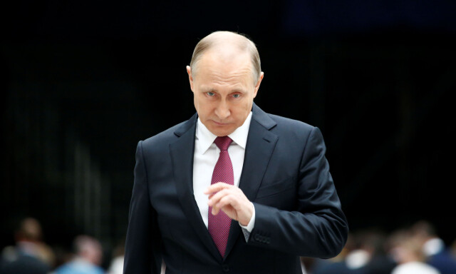 Regjeringen smelter isen mot Russland. For seint